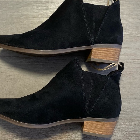 AEO Micro Booties - Picture 15 of 16